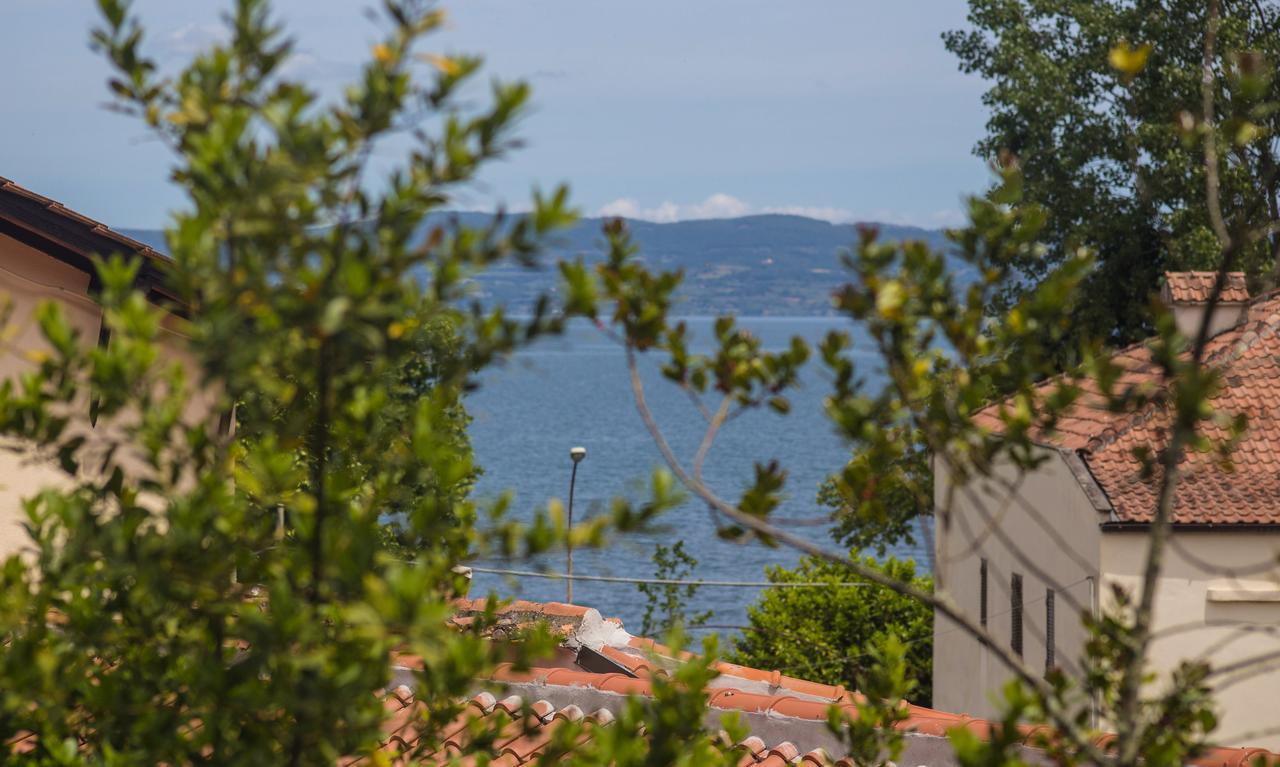 Lako Hostel Capodimonte Eksteriør bilde